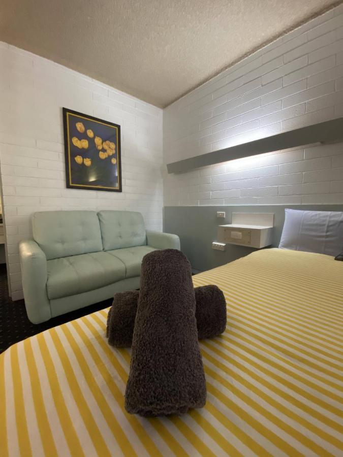 Capri Motel Балраналд Екстериор снимка