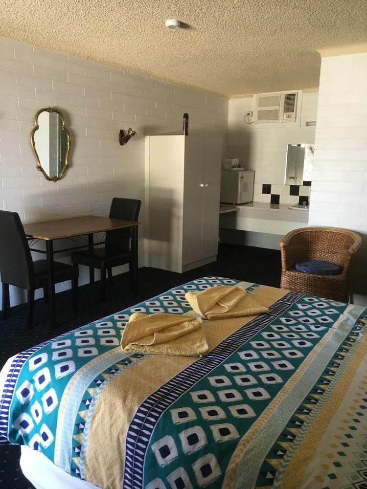 Capri Motel Балраналд Екстериор снимка